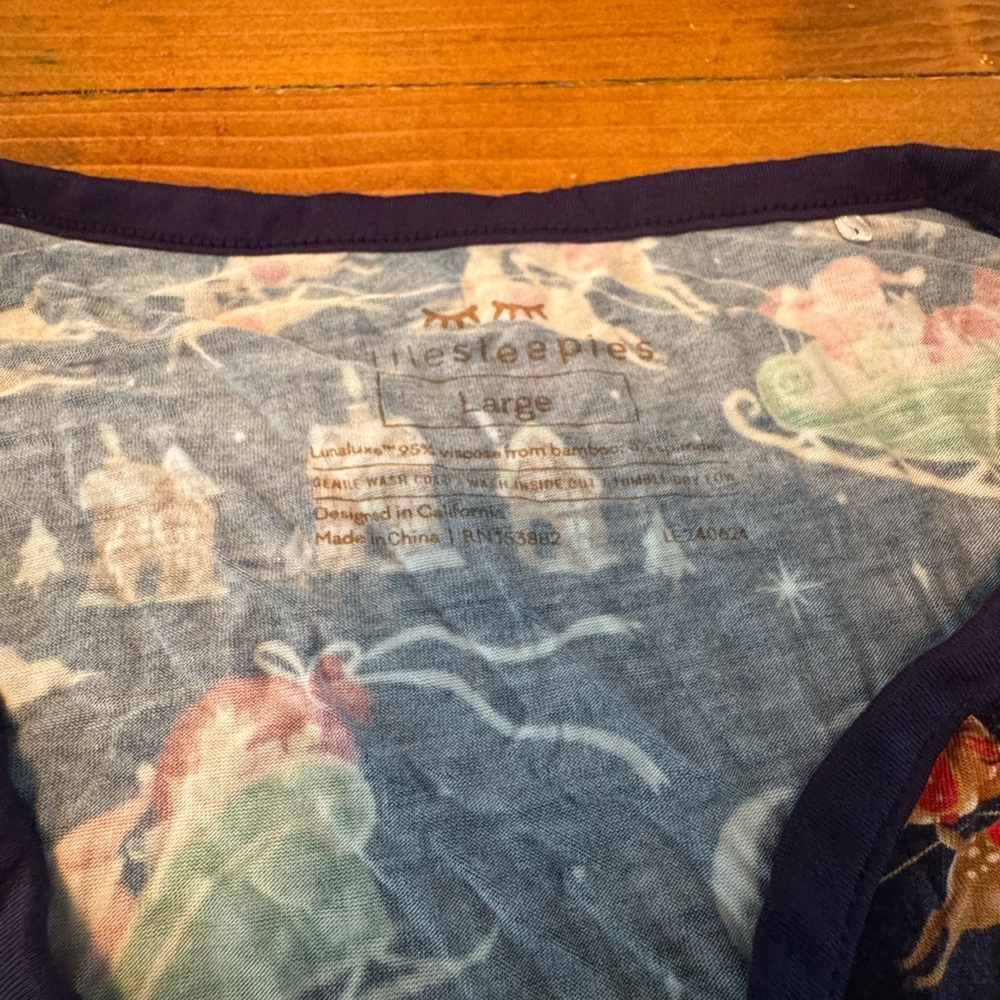 Little Sleepies Navy Santa Pajama Top women’s large - Picture 2 of 6